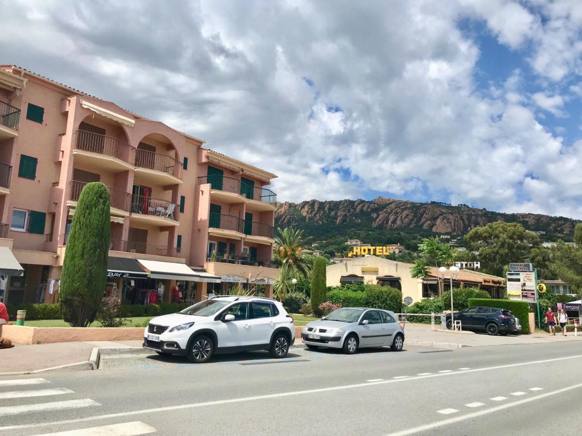 Les Marines D'Agay Studio Climatise Saint-Raphaël Eksteriør billede